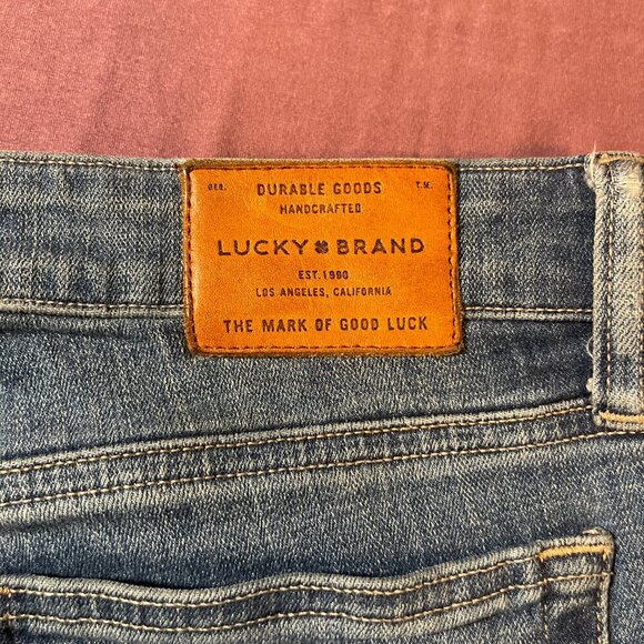 Lucky Brand Stella Skinny Distressed Blue Jeans - Size 2/24 - Picture 9 of 9